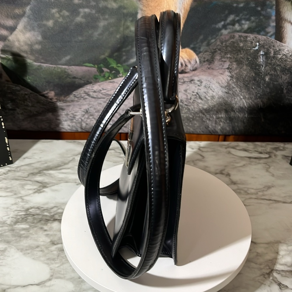 Gucci Black Crossbody Bag - Picture 10 of 16